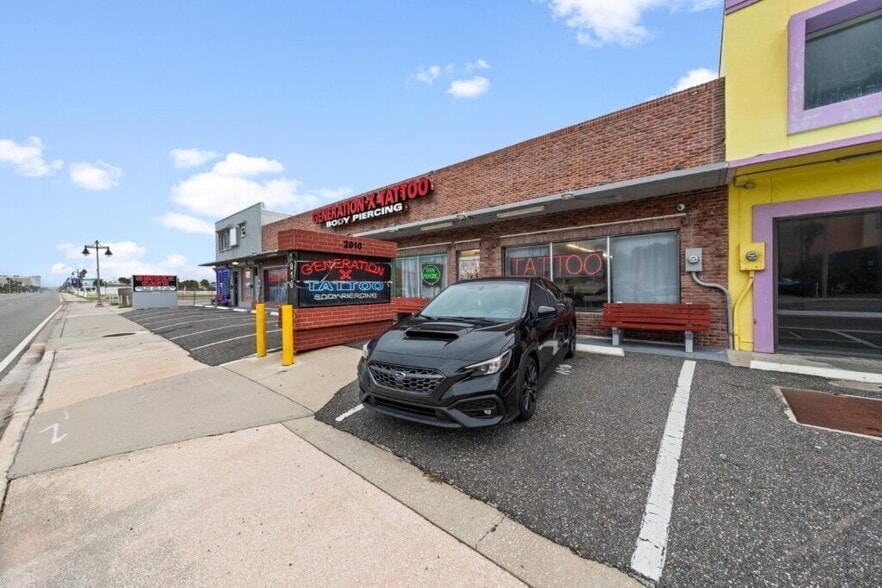 2012 S Atlantic Ave, Daytona Beach, FL for sale - Building Photo - Image 2 of 9