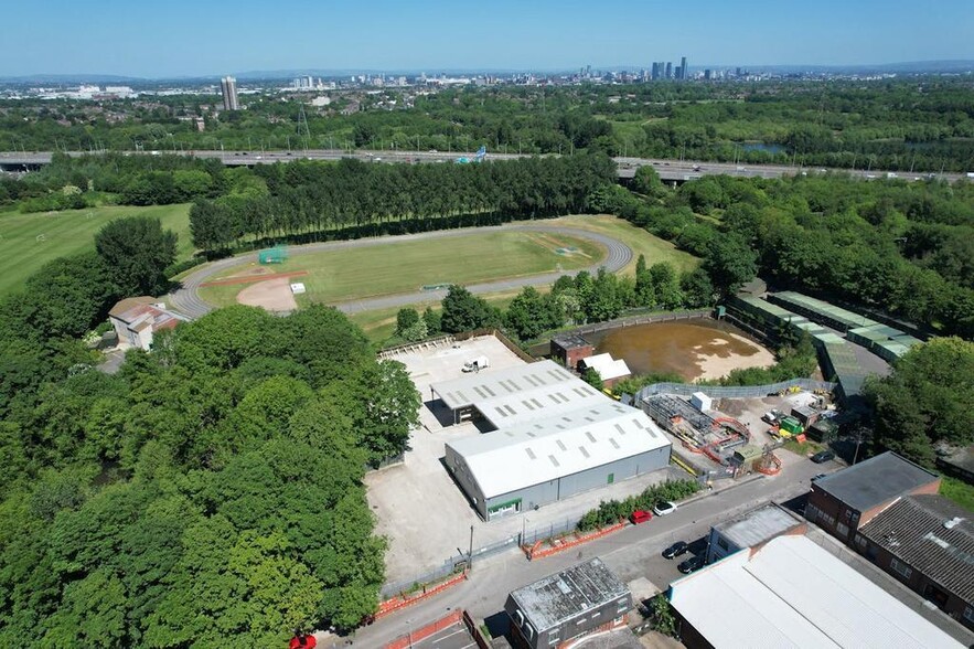 Danefield Rd, Sale for sale - Building Photo - Image 1 of 1