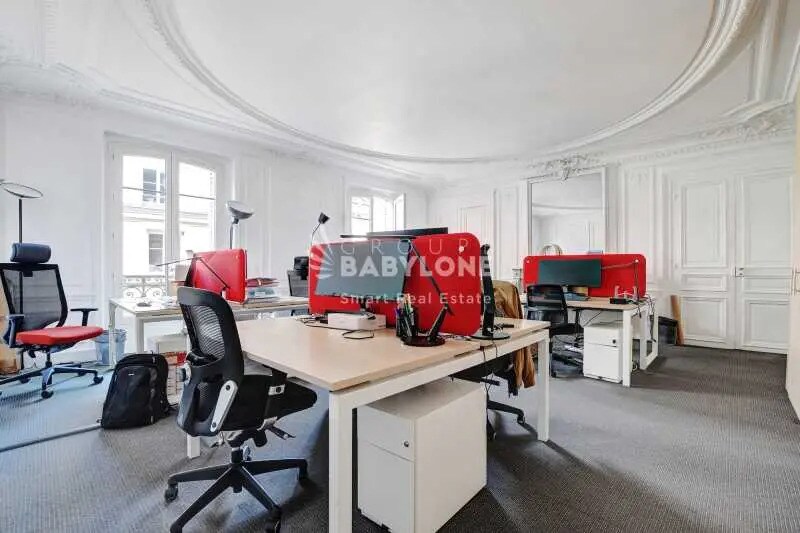 Office in Paris for lease - Interior Photo - Image 3 of 11