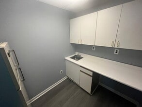 4201 Church Rd, Mount Laurel, NJ for lease Interior Photo- Image 1 of 7