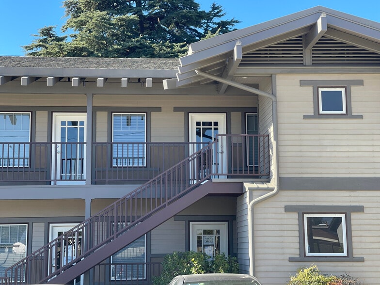 437 N Riverside Ave, Rialto, CA for lease - Building Photo - Image 3 of 37