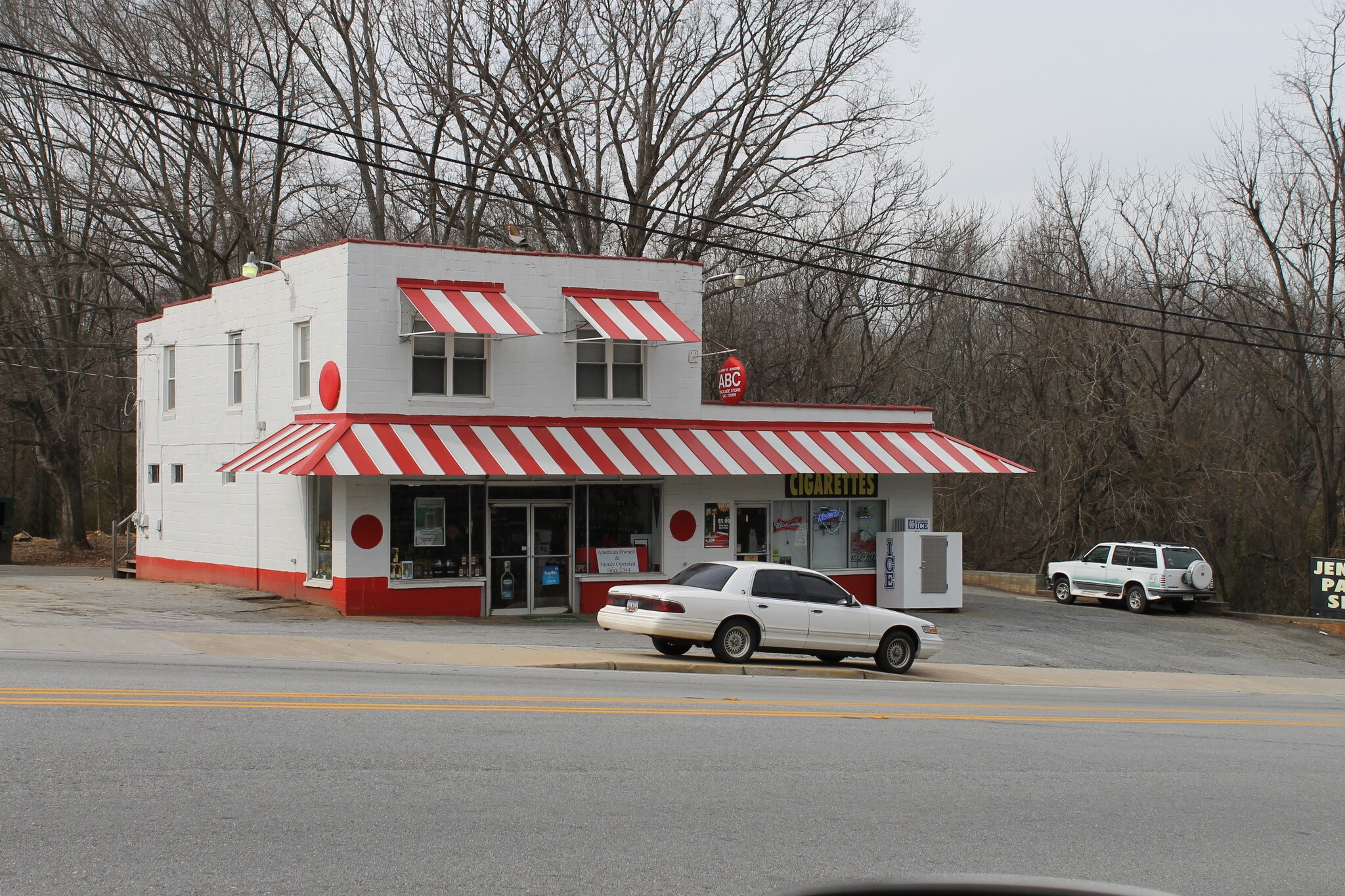 Retail in Chesnee, SC for sale Primary Photo- Image 1 of 1