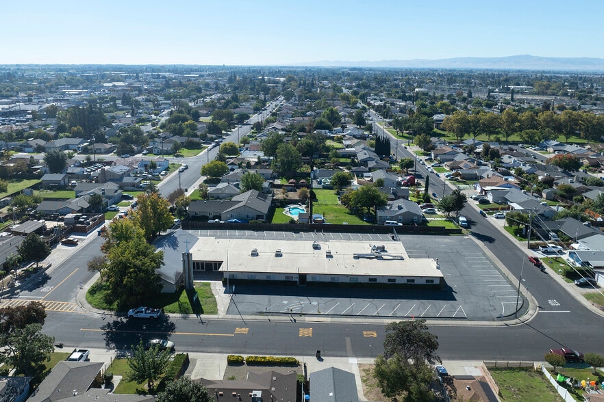 444 Argonaut St, Manteca, CA for lease - Building Photo - Image 3 of 23