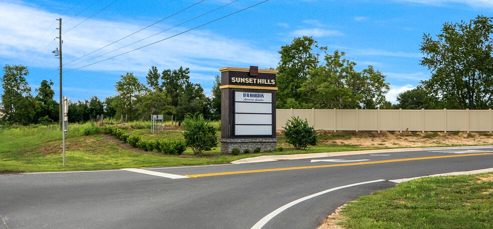 15860 441 hwy, Summerfield, FL for sale - Primary Photo - Image 1 of 6