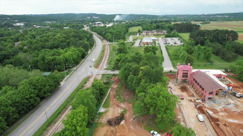 2828 N Mansfield Ave, Fayetteville, AR for lease - Aerial Video - Image 2 of 22