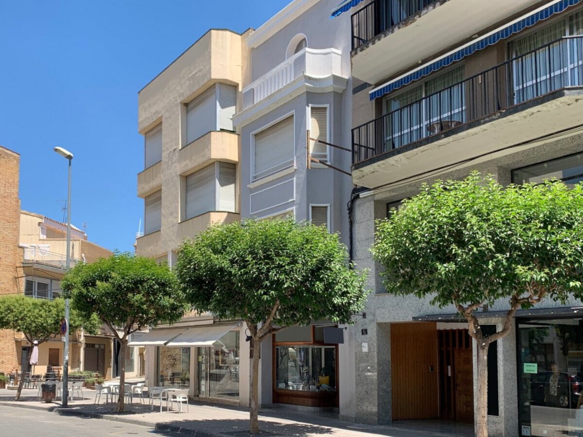 Retail in Amposta, Tarragona for sale Primary Photo- Image 1 of 3