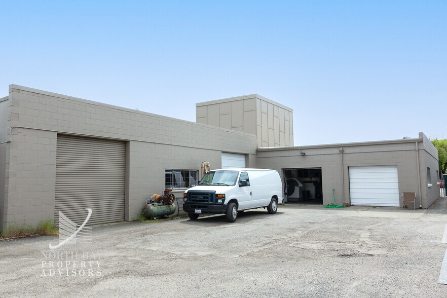 1320 Petaluma Hill Rd, Santa Rosa, CA for sale - Building Photo - Image 3 of 16