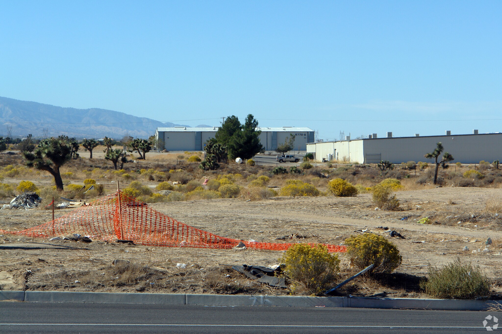 12078 Three Flags Ct, Hesperia, CA for sale Primary Photo- Image 1 of 1