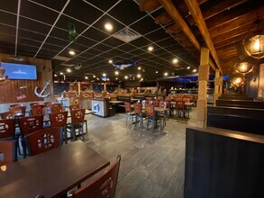 681 Newark Ave, Elizabeth, NJ for lease Interior Photo- Image 2 of 12