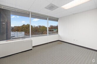 12011 Lee Jackson Memorial Hwy, Fairfax, VA for lease Interior Photo- Image 2 of 6