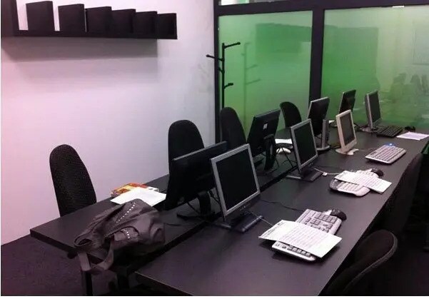 Office in Brest for lease - Building Photo - Image 2 of 3