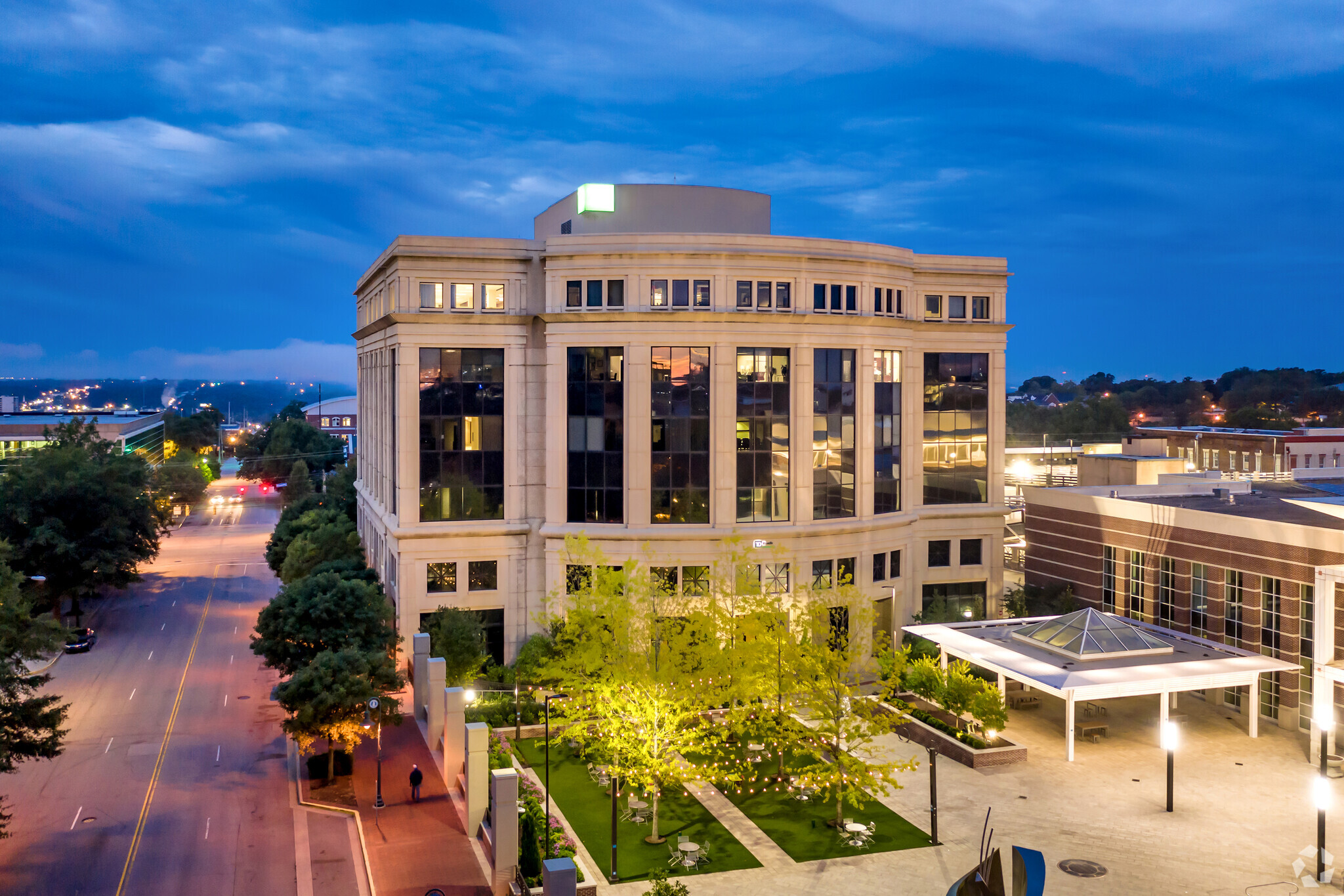 1501 Main St, Columbia, SC for lease Building Photo- Image 1 of 11