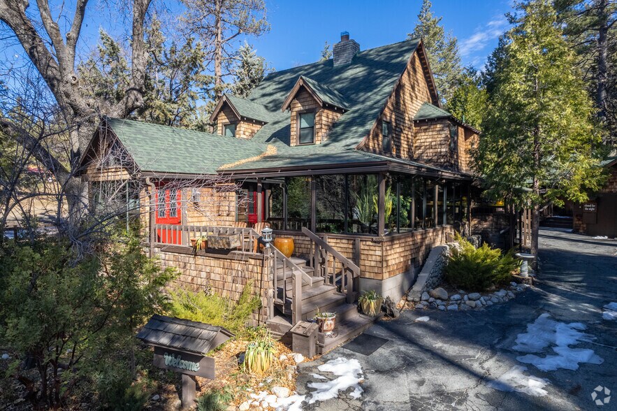 26370 Idyllwild Rd, Idyllwild, CA 92549