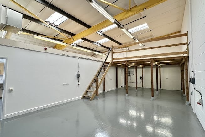 Babbage Rd, Stevenage for lease Interior Photo- Image 1 of 7