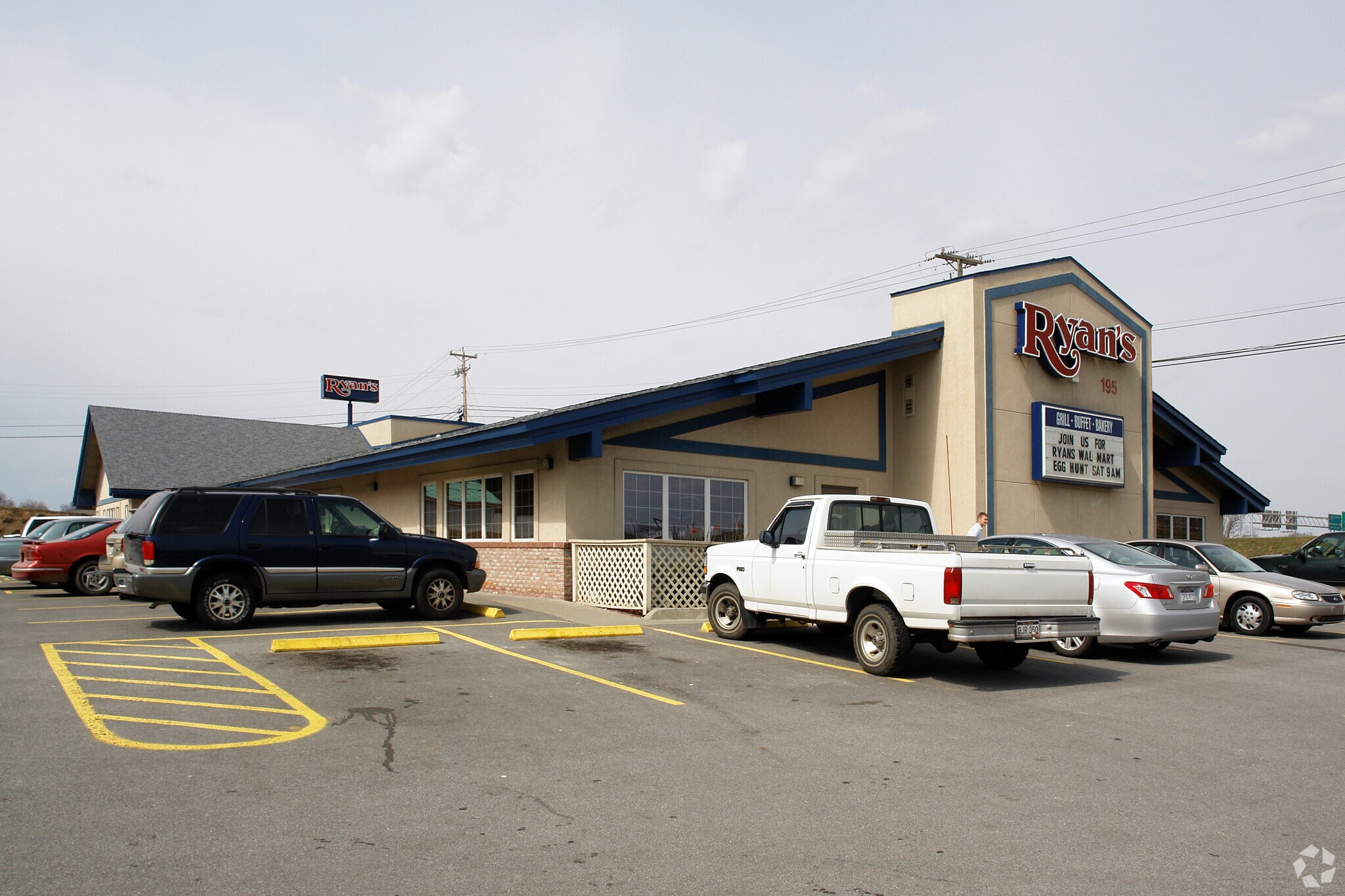 195 Greasy Ridge Rd, Princeton, WV for sale Primary Photo- Image 1 of 1