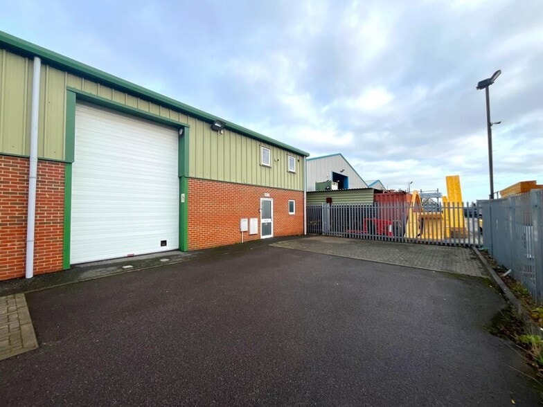 Maldon Rd, Latchingdon for lease - Building Photo - Image 2 of 14