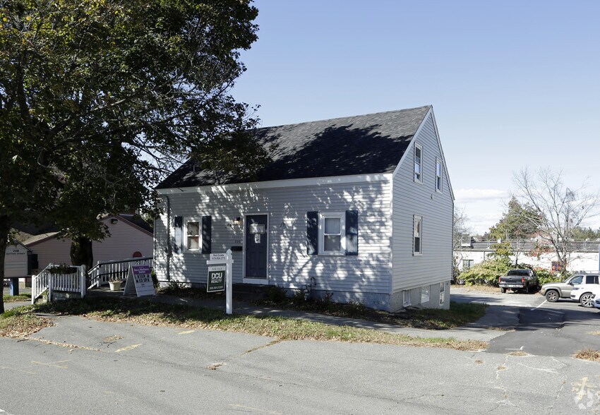 238240 Sutton St, North Andover, MA 01845