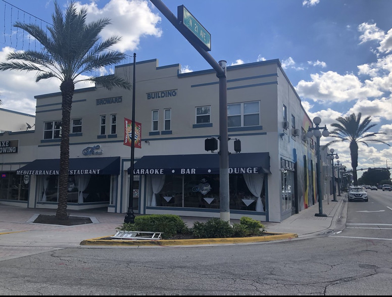 2032-2050 Hollywood Blvd, Hollywood, FL for sale - Building Photo - Image 1 of 1