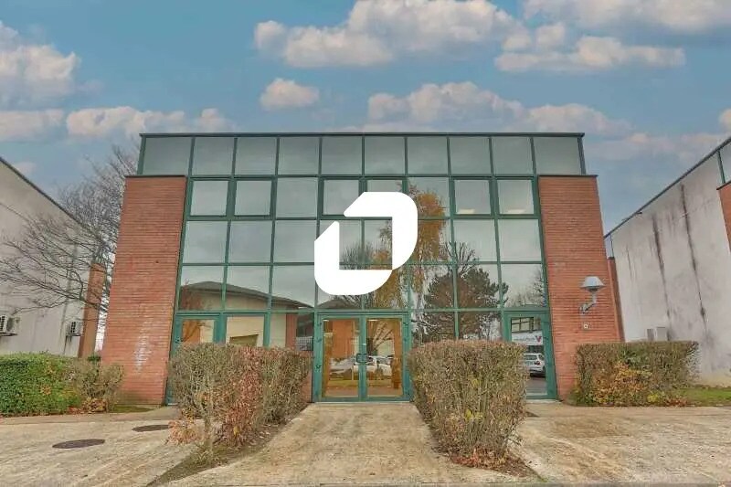 Office in Évry-Courcouronnes for lease - Building Photo - Image 1 of 18