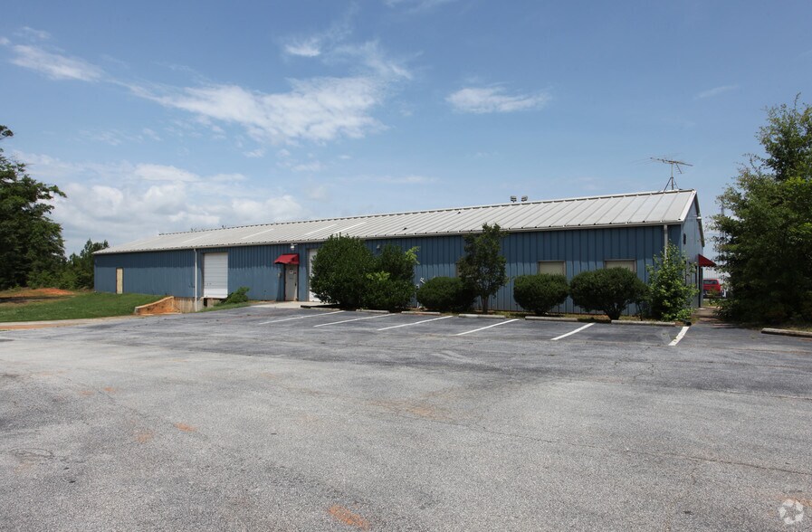 37 Polite Rd, Winder, GA for sale - Building Photo - Image 1 of 1