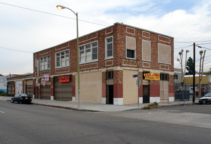 Los Angeles, CA Warehouses For Sale on LoopNet.com