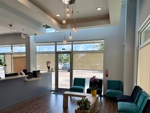 1816 Pearland Pky, Pearland, TX for lease Interior Photo- Image 2 of 3