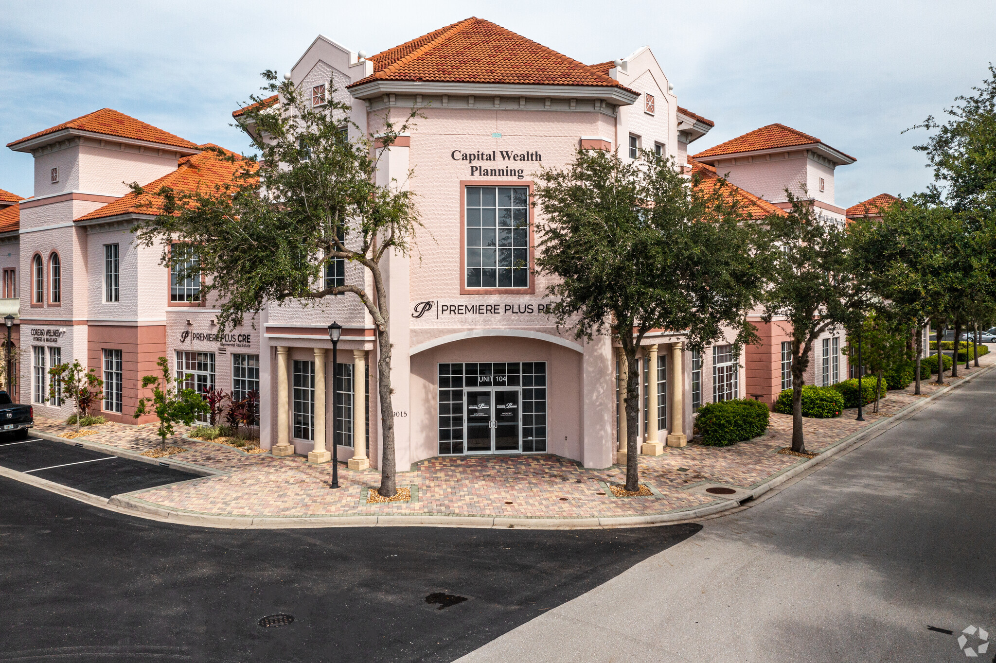 9015 Strada Stell Ct, Naples, FL for sale Primary Photo- Image 1 of 7