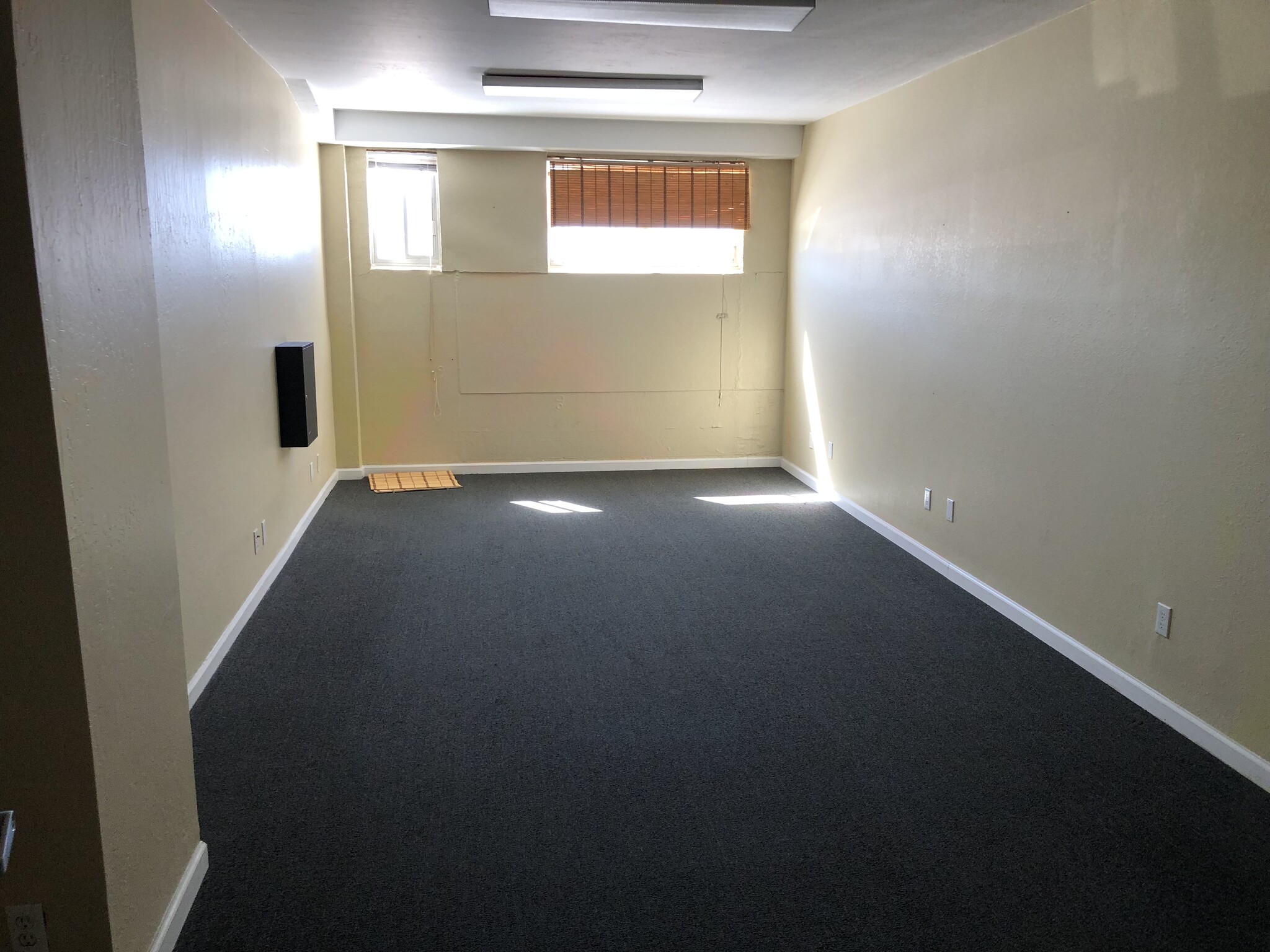 2201-2209 Irving St, San Francisco, CA for lease Building Photo- Image 1 of 11