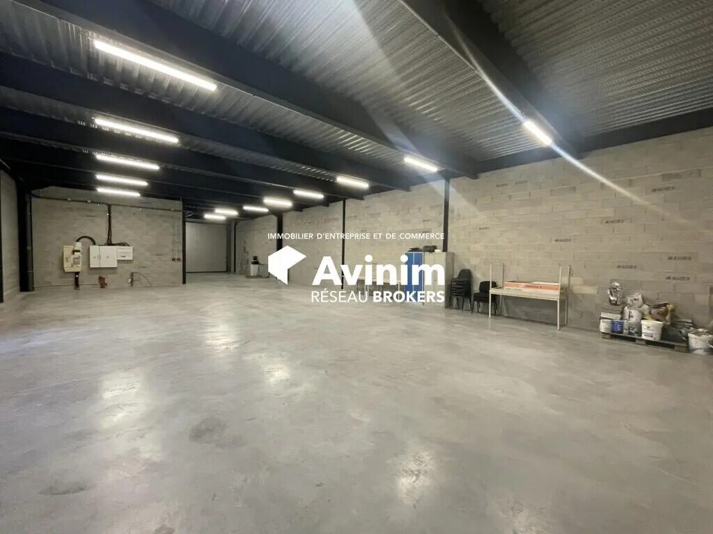Vente Entrepôt 286 m² à 292 m² - Photo 1