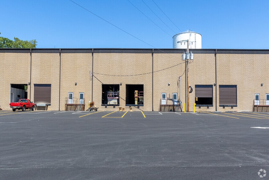 105 W Dewey Ave, Wharton, NJ for lease - Building Photo - Image 2 of 8