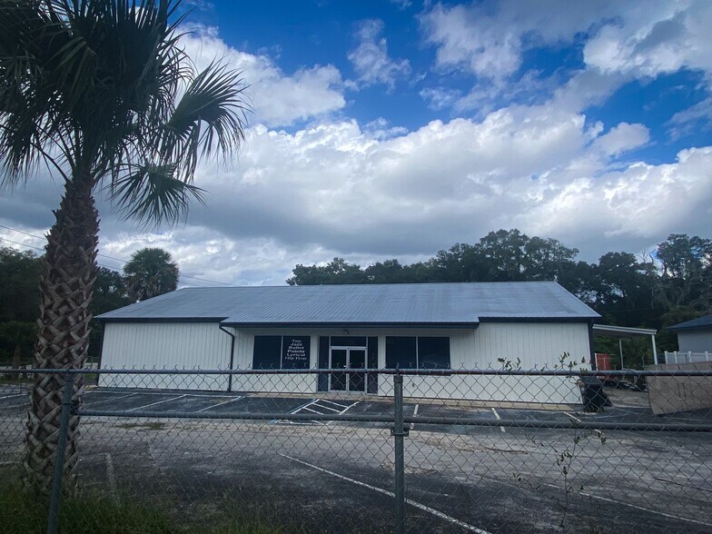 739 S Spring Garden Ave, Deland, FL for sale - Building Photo - Image 1 of 1