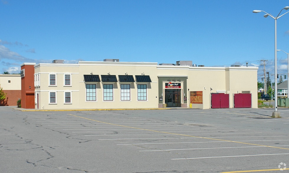 390 Gorham Rd, South Portland, ME 04106