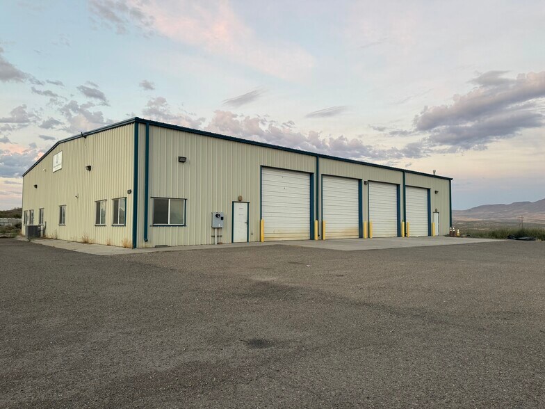 2260 Griffin St, Carlin, NV for sale - Building Photo - Image 1 of 1