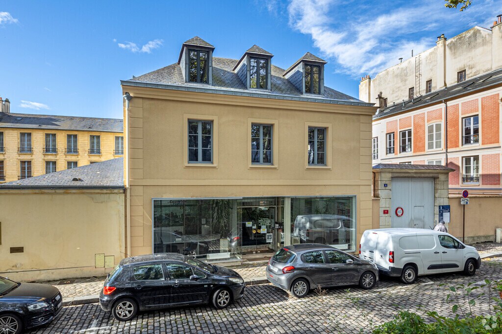 Location Bureaux 85 m² à 384 m² - Photo 1