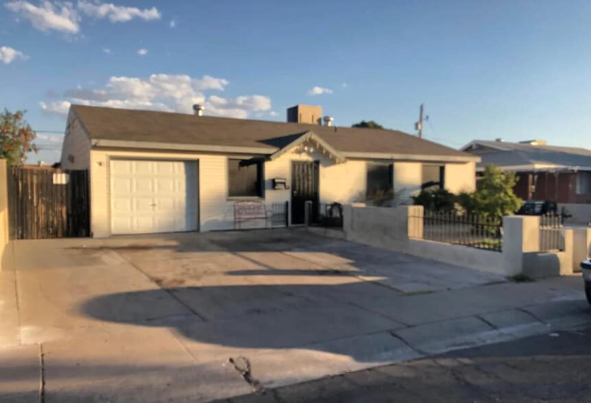 6 Home SFR Investment Portolio portfolio of 6 properties for sale on LoopNet.com - Building Photo - Image 2 of 12