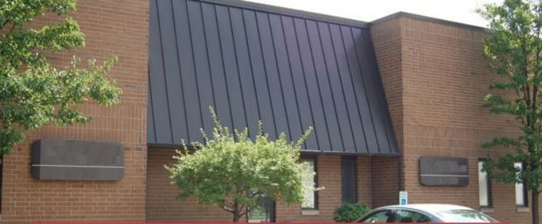 2101-2115 Tempel Dr, Libertyville, IL for sale - Building Photo - Image 3 of 10