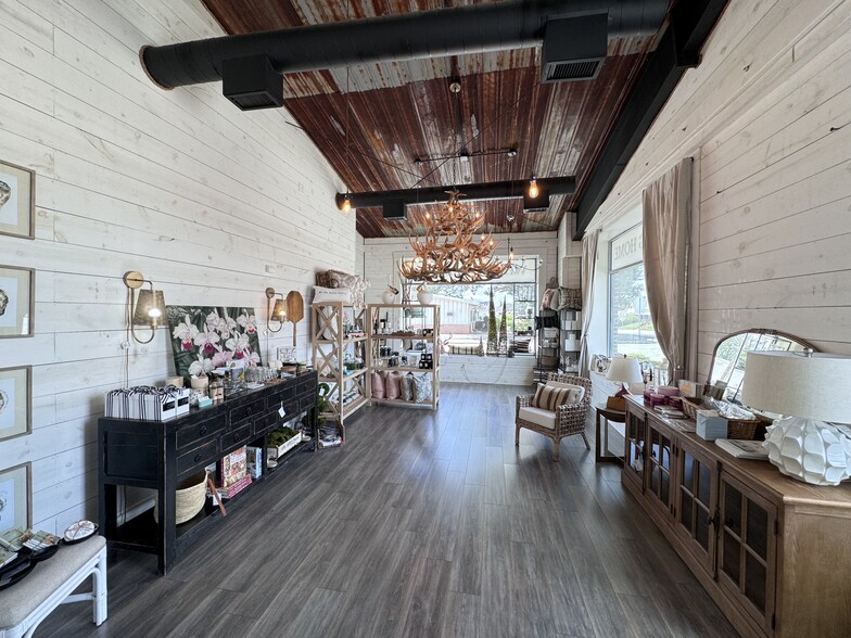 808 Main St SW, Gainesville, GA for lease - Building Photo - Image 3 of 12