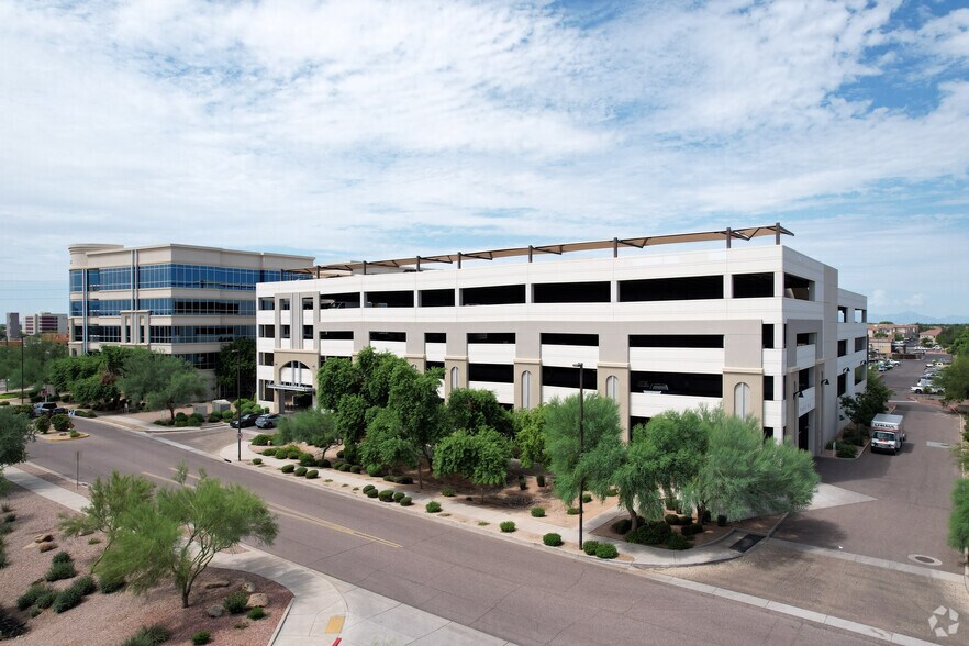 1760 E Pecos Rd, Gilbert, AZ for lease - Building Photo - Image 3 of 40