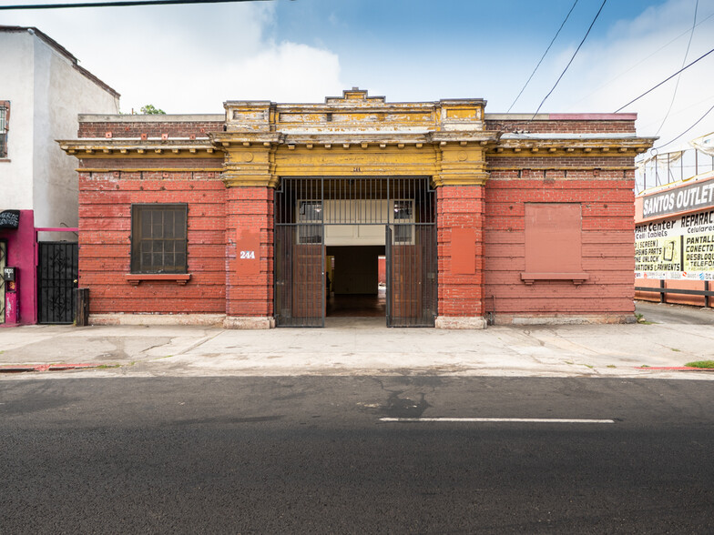 244 W Florence Ave, Los Angeles, CA for sale - Primary Photo - Image 1 of 1