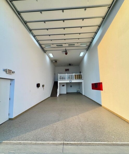 780 SE Catawba Rd, Port Clinton, OH for lease - Interior Photo - Image 3 of 4