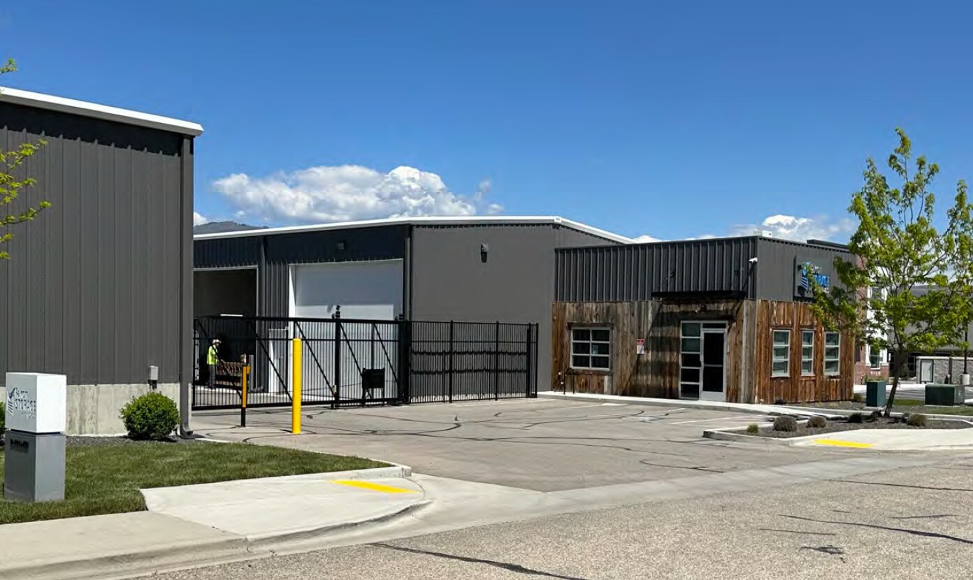 2140-2162 E Summersweet Dr, Boise, ID 83716 - Unit 12/104 -  - Interior Photo - Image 1 of 3