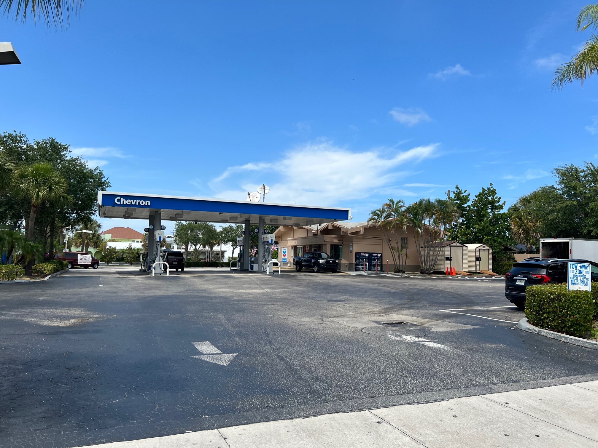 6400 Dixie Hwy, West Palm Beach, FL 33405 - Chevron Station WPB | LoopNet