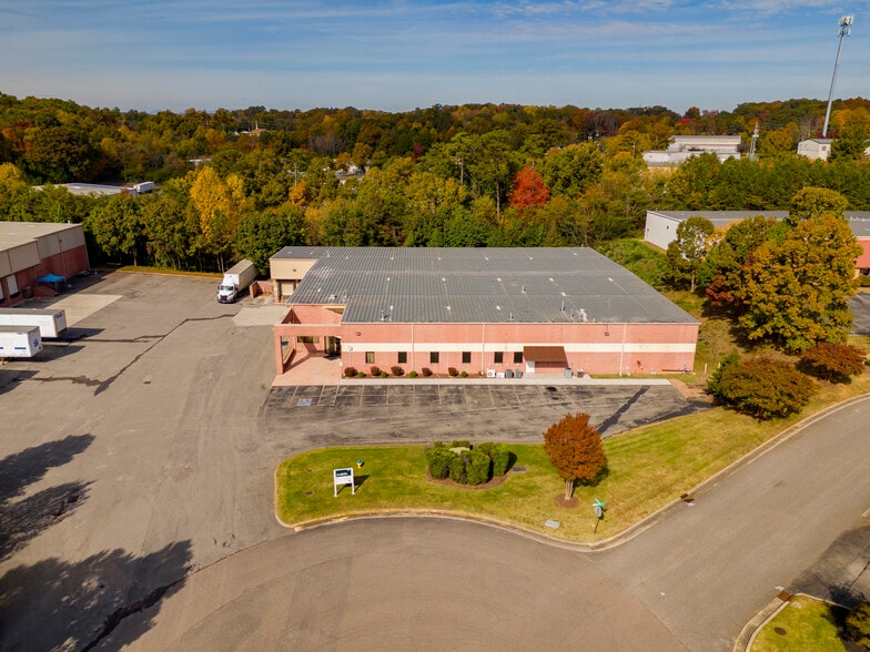 1470 E Weisgarber Rd, Knoxville, TN for lease - Building Photo - Image 1 of 37