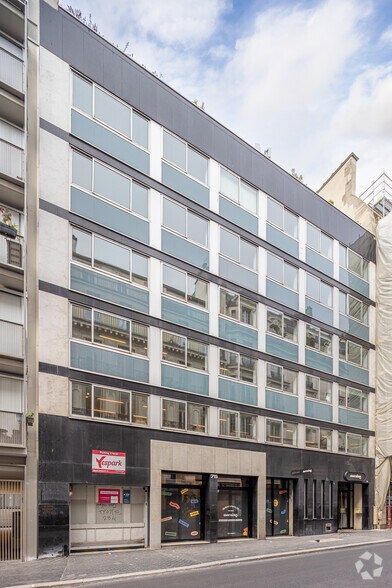 75 Rue D'Amsterdam, Paris for lease - Primary Photo - Image 1 of 3
