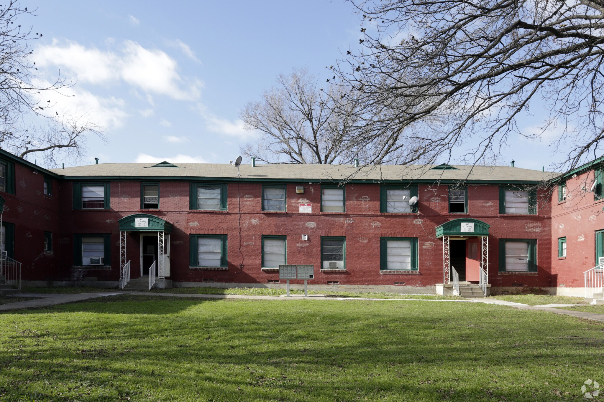 405 N Ewing Ave, Dallas, TX for sale Primary Photo- Image 1 of 1