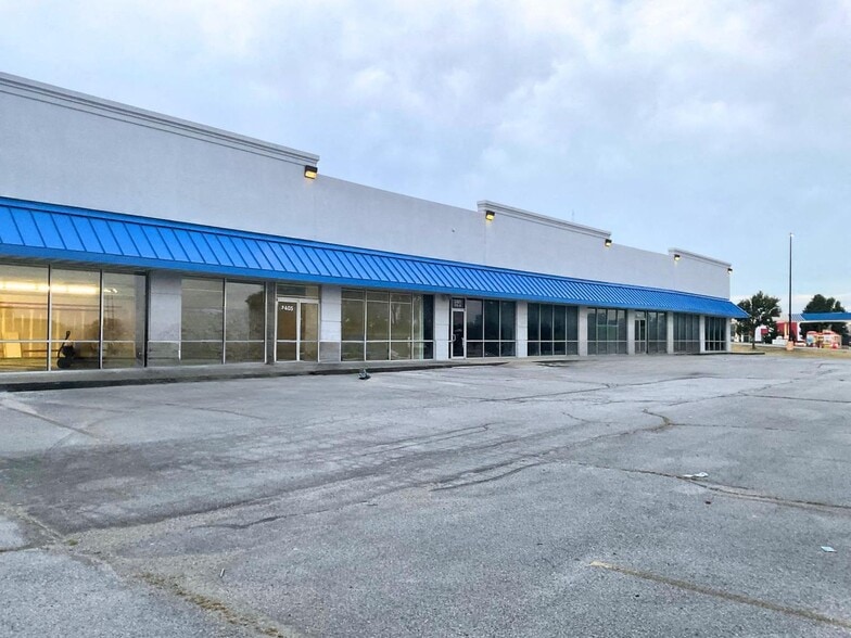 2405 W 7th St, Joplin, MO for lease - Building Photo - Image 2 of 17