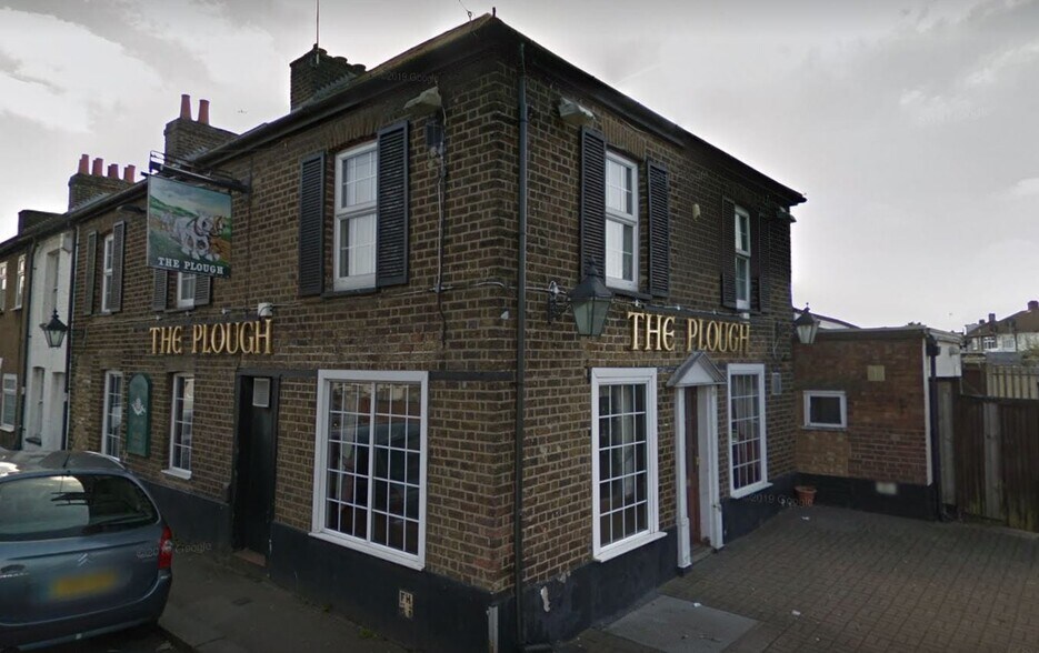 Park Ln, Waltham Cross for sale - Primary Photo - Image 1 of 1