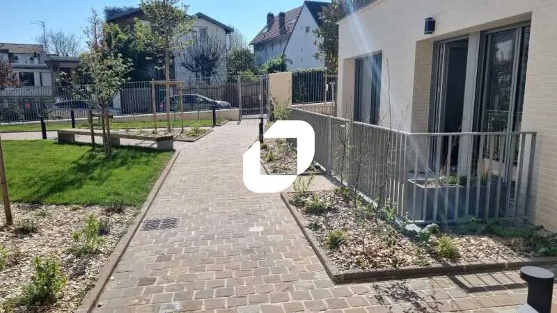 Office in Sceaux for sale - Building Photo - Image 2 of 5