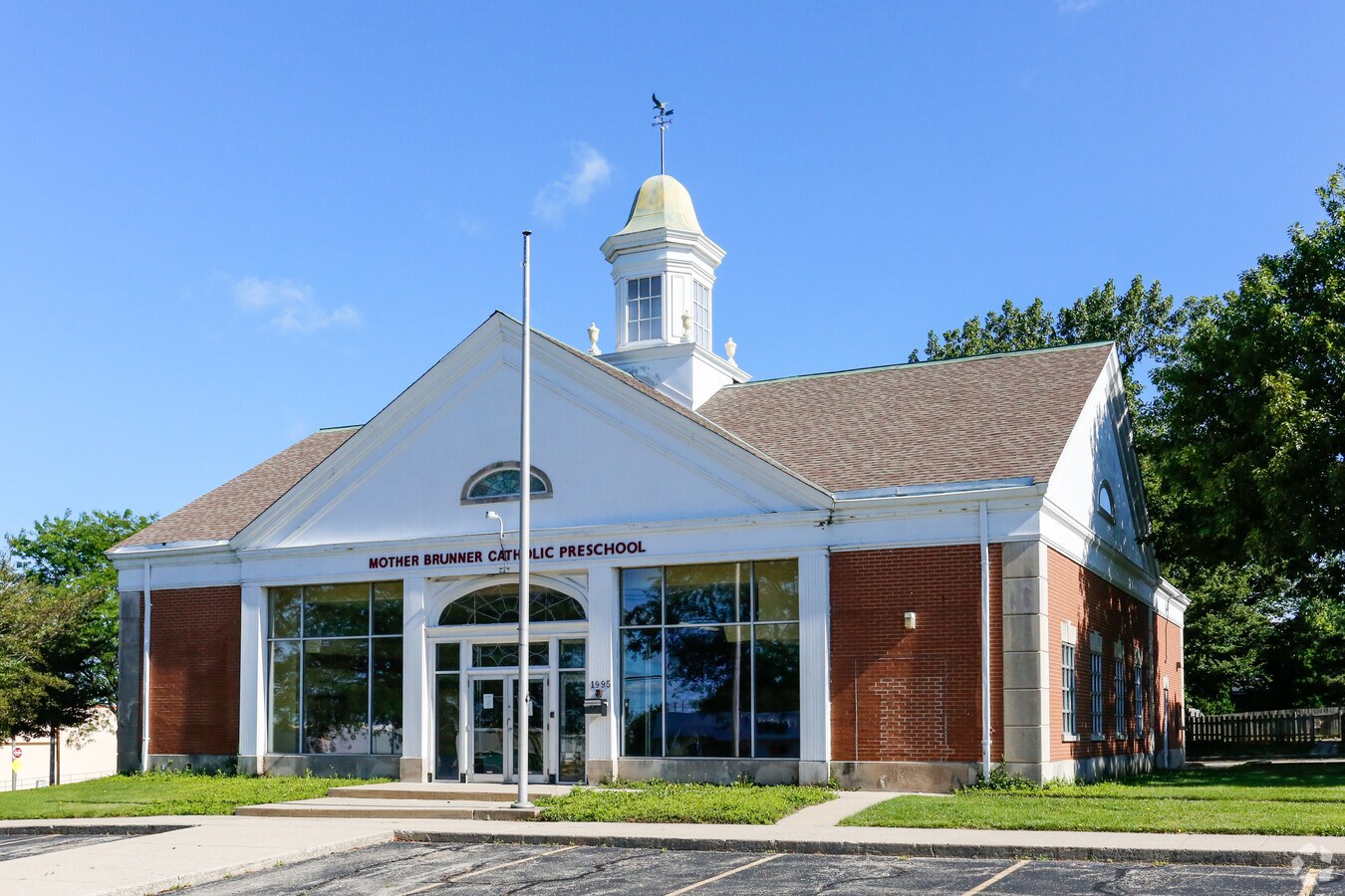 1995 Shiloh Springs Rd, Dayton, OH 45426