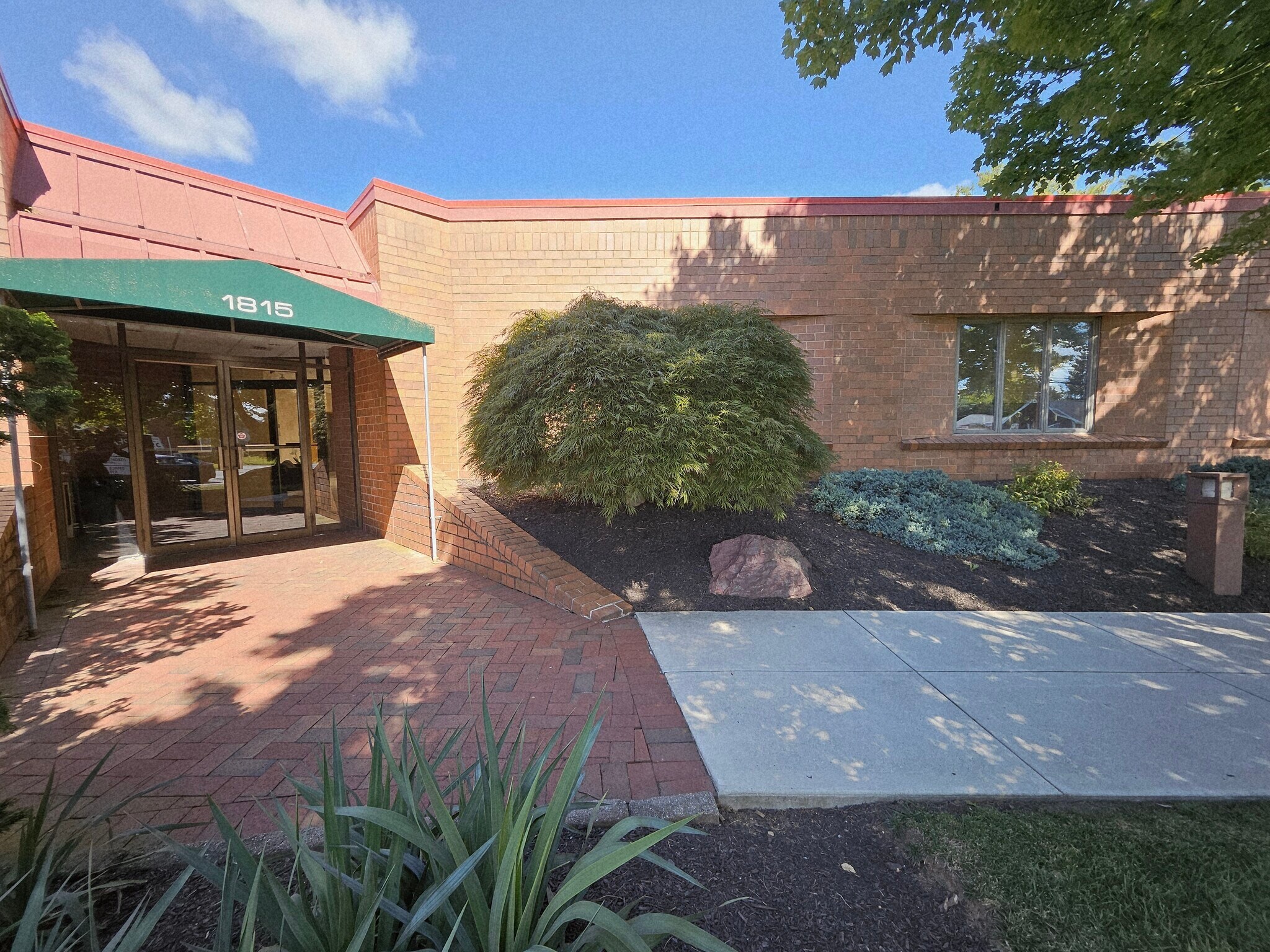 1815 Schadt Ave, Whitehall, PA for lease Building Photo- Image 1 of 17